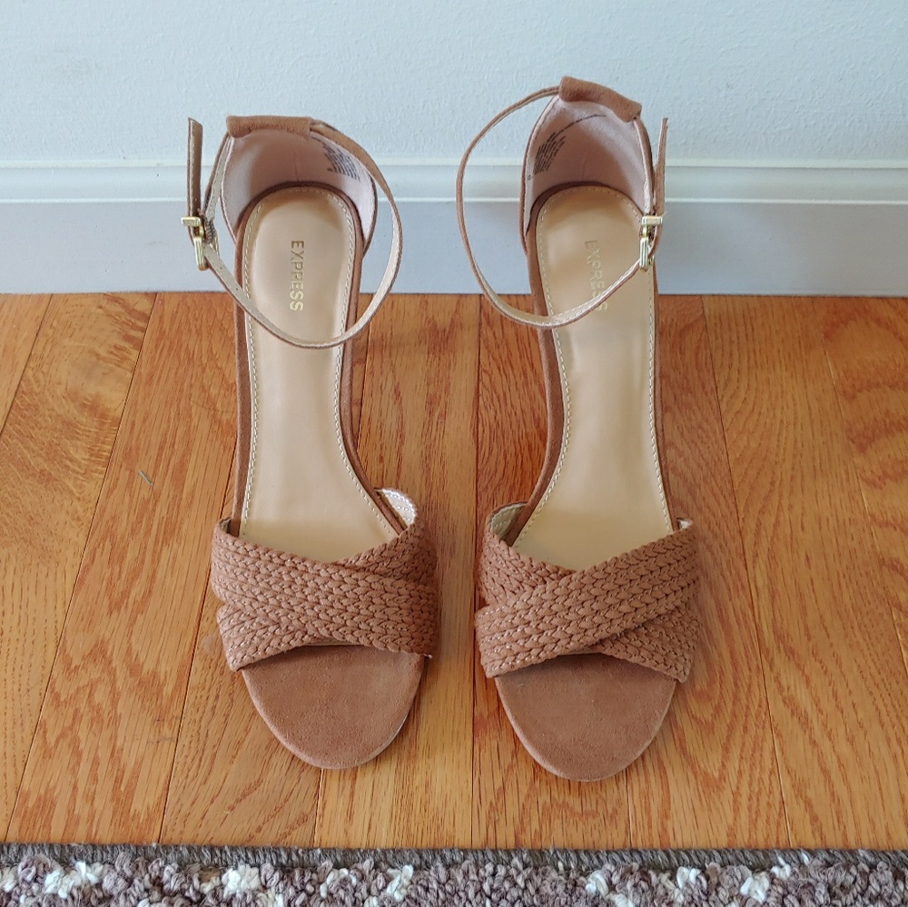 Express Criss Cross Braided Suede Ankle Strap Heels Camel Brown Size 8 - Picture 2 of 8